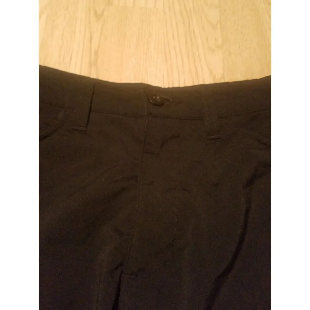 Under Armour Heat‎ Gear Golf Shorts Men's 32  Black Loose Stretch Chino EUC